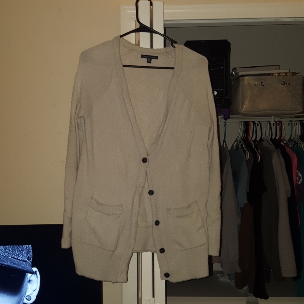 American eagle cream cardigan